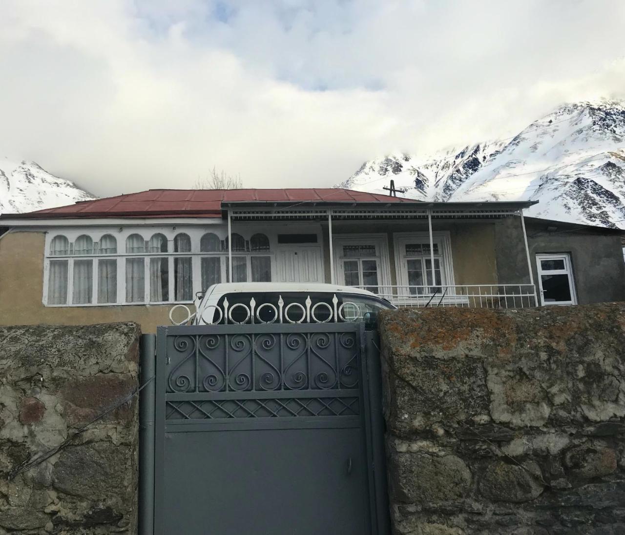 Hotel Sabuka Qushashvili Stepancminda Zewnętrze zdjęcie